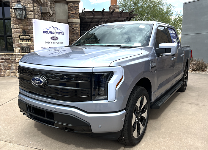 2022 ford electric pickup truck